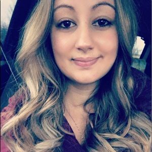 Meet your Posher, Sierra